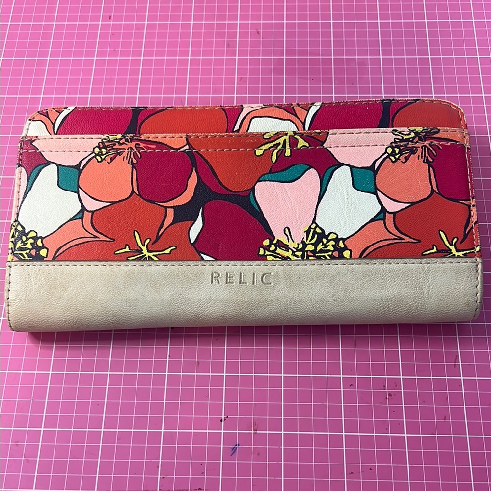 Relic Orange, Red and Cream Floral Wallet
